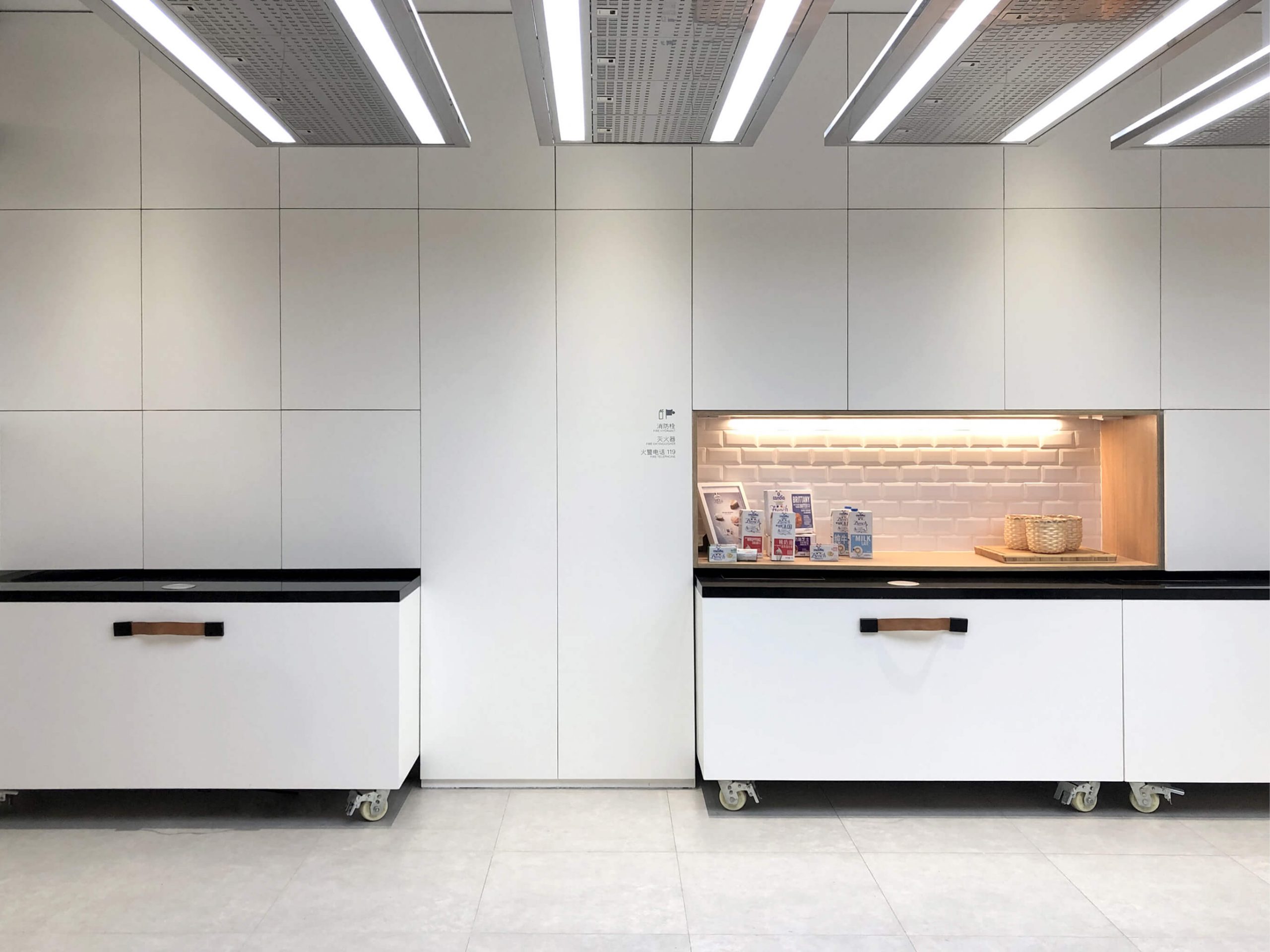 la-cremerie-mobilier-ilot-design-ichetkar53-1