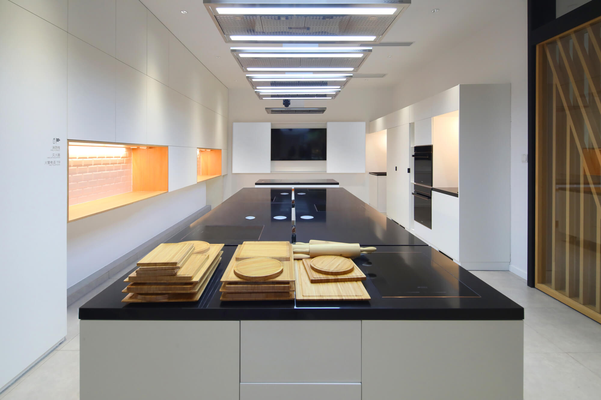 la-cremerie-shanghai-retail-design-workshop-ichetkar